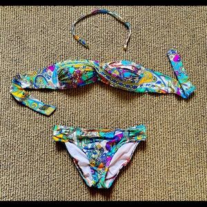 Trina Turk Size 4 Two-Piece Swimsuit